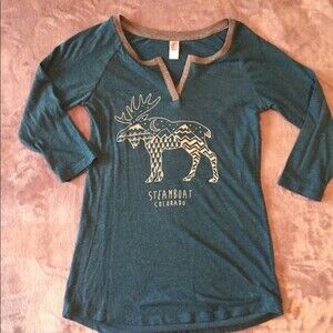 Steamboat CO ski town shirt size small three quarter length sleeves.